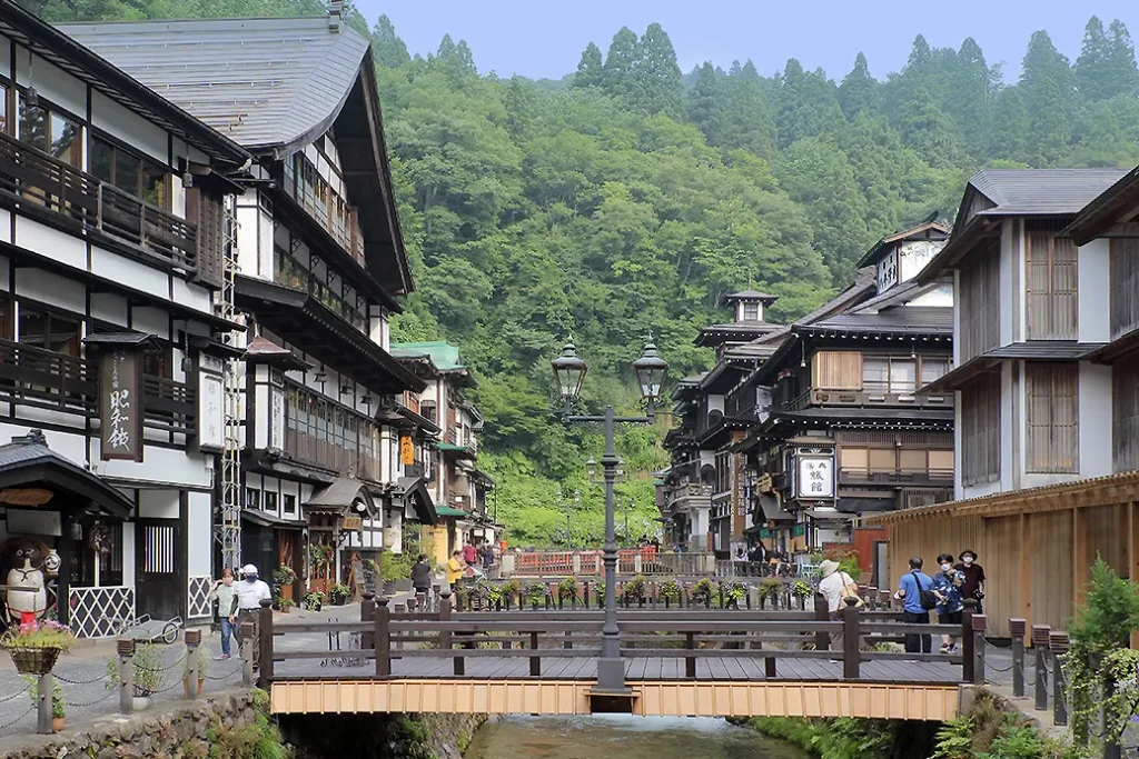 銀山温泉